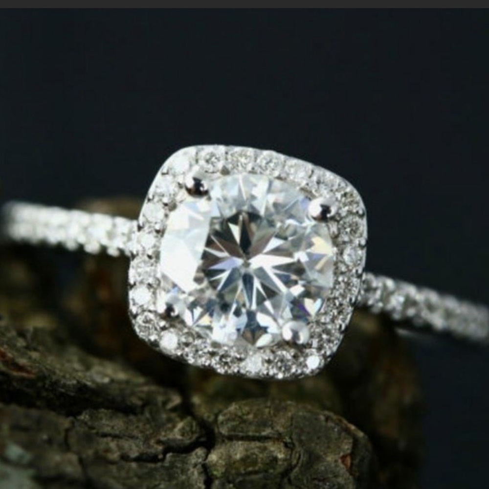 💍925 STERLING SILVER DIAMOND HALO ENGAGEMENT RING - Picture 4 of 4